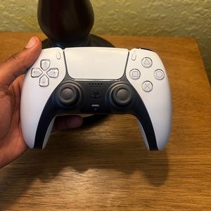 PS5 DUALSENSE WIRELESS CONTROLLER (NEW)